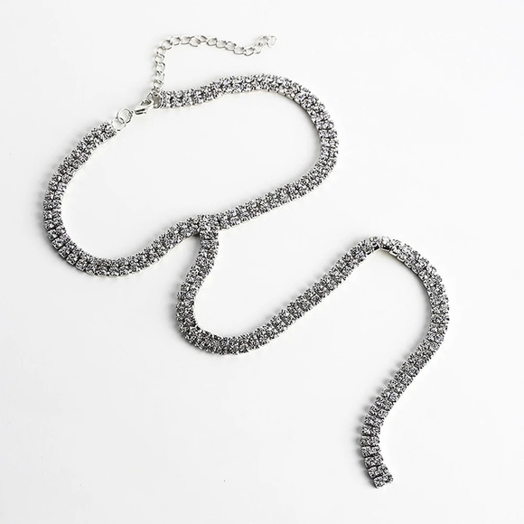 Women T Logan Clavicle Crystal Choker Necklace - Picture 3 of 8